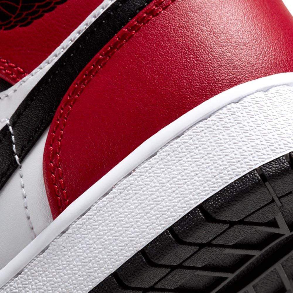 Air Jordan 1 Mid GS 'Chicago Black Toe' - Sole Collectors