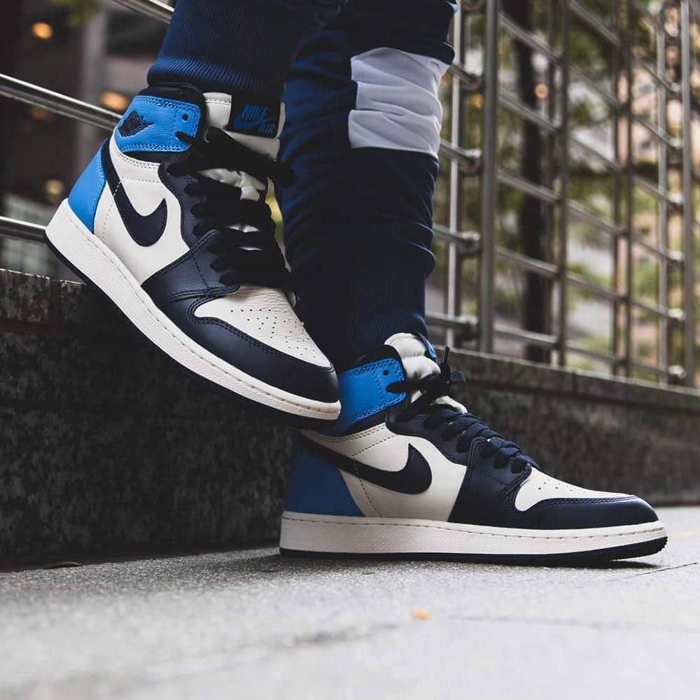 Air Jordan 1 Retro High OG 'Obsidian' UNC - Sole Collectors