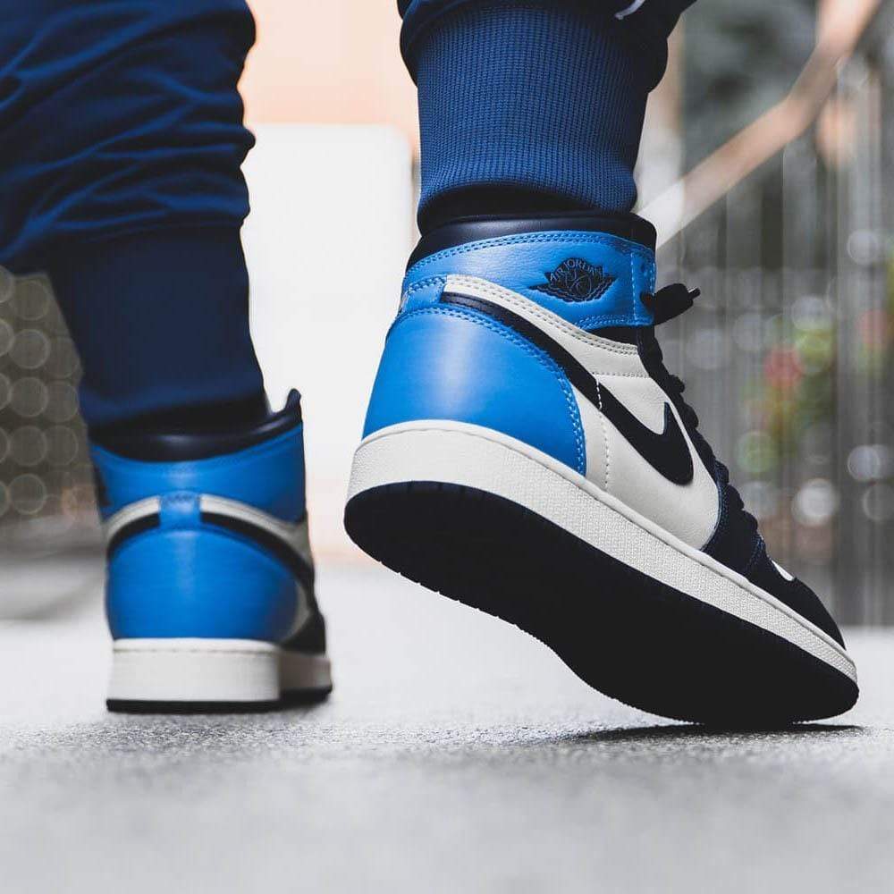 Air Jordan 1 Retro High OG 'Obsidian' UNC - Sole Collectors